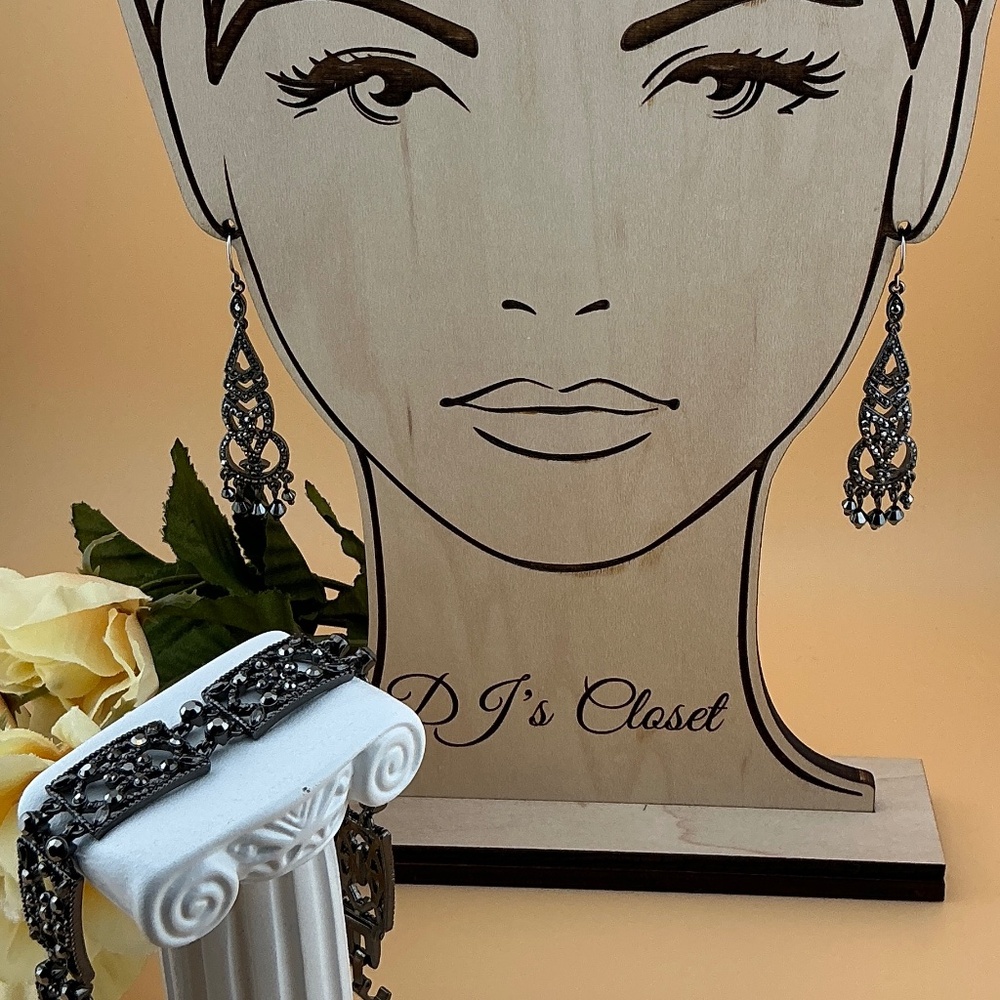 Signed MONET Chandelier Earrings & Matching Bracelet Black & Gray